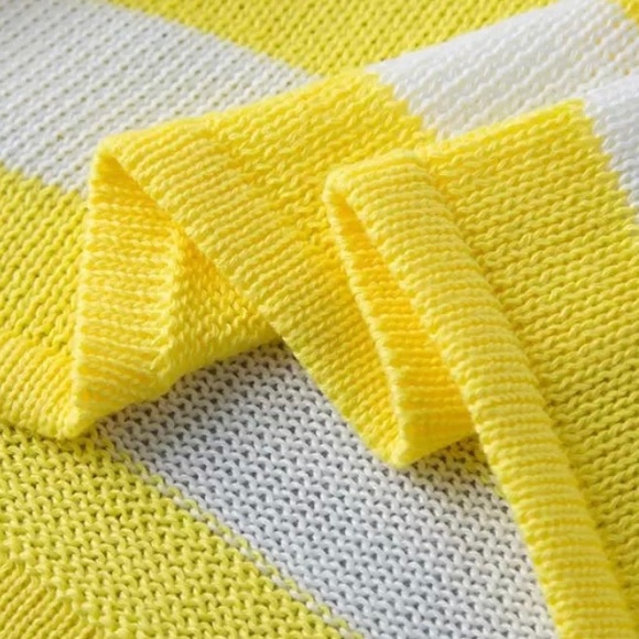 TOP AND SHORTS - Picture 7 of 7